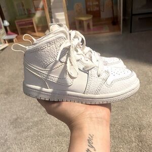 Toddler Nike high tops❤️